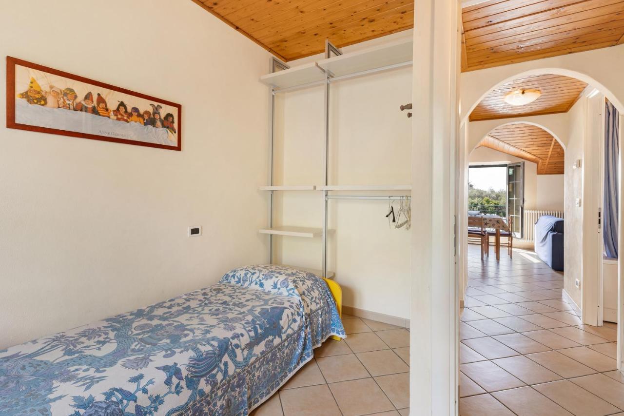 Apartamento La Casa Di Lady Ceriale Exterior foto